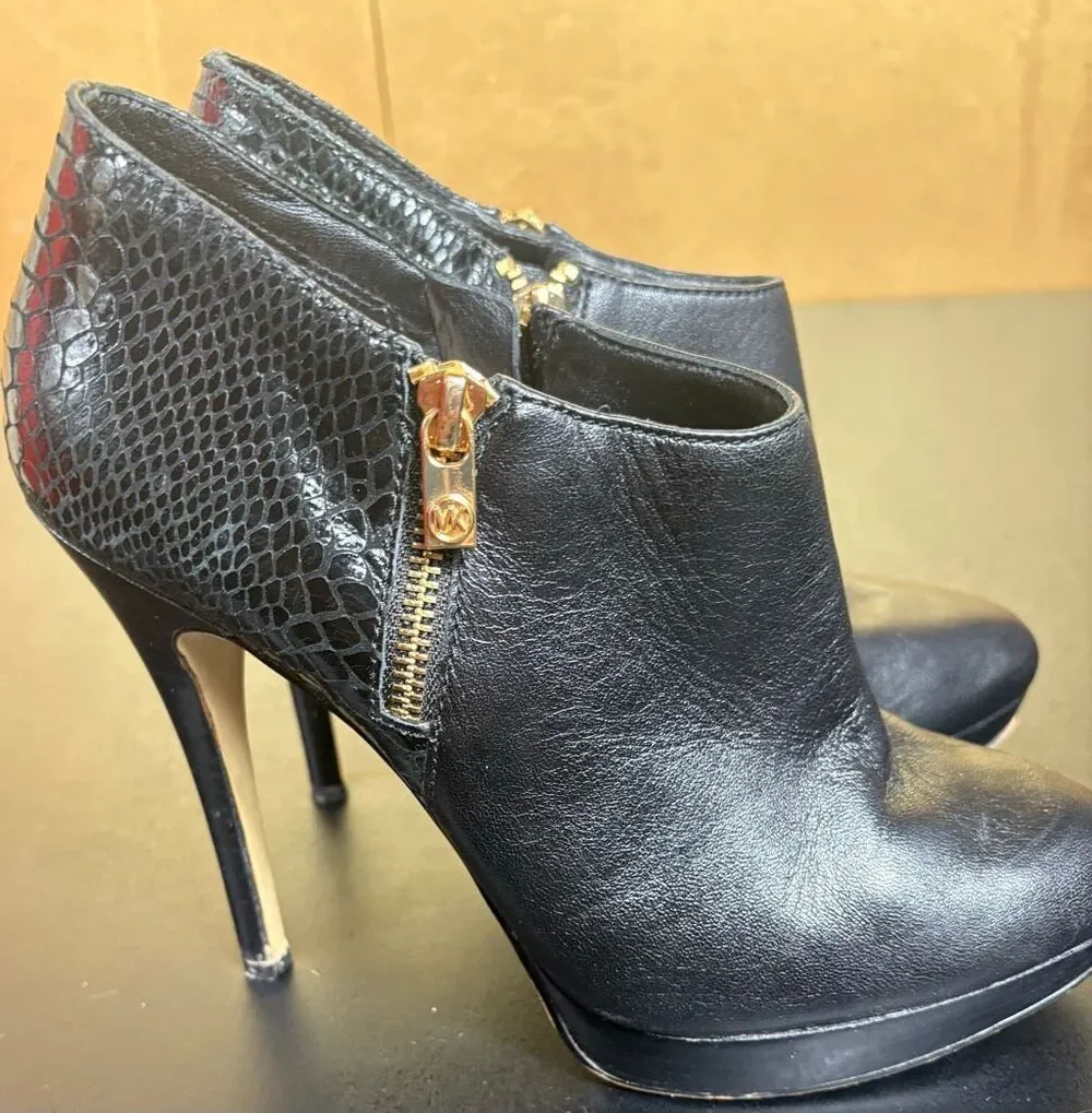 MICHAEL KORS Black Leather Platform High Heel Ankle Booties Size 9.5